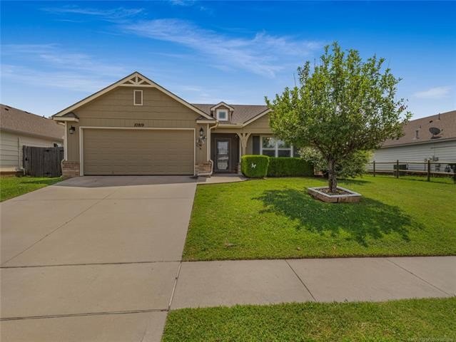 Welcome home to this beautifully maintained, one-owner 3-bedroom - photo 28