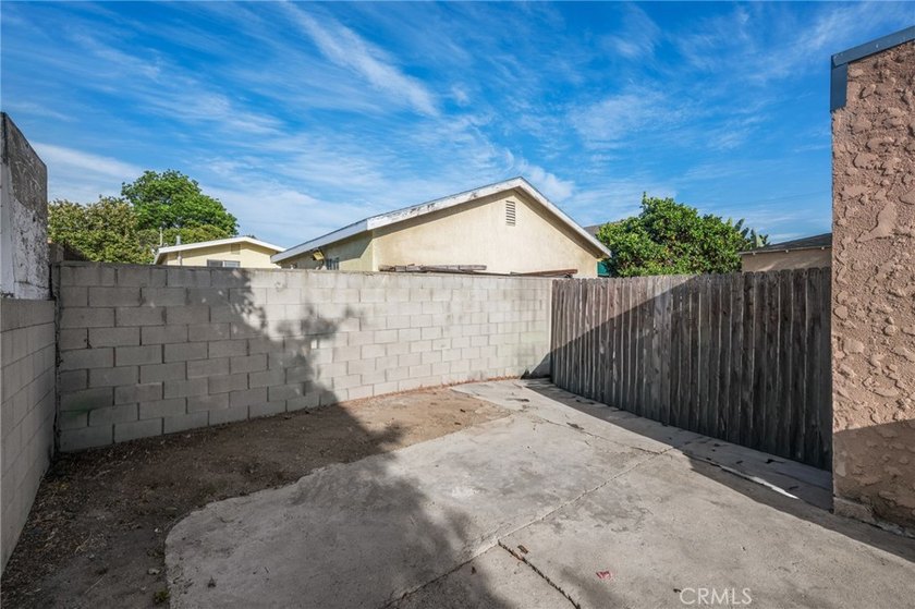 Excellent Opportunity in the Heart of Wilmington! This updated - photo 31
