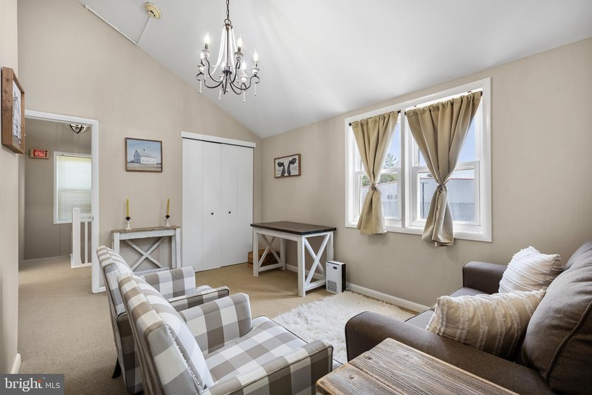 Exceptional opportunity to own a beautifully updated commercial - photo 20