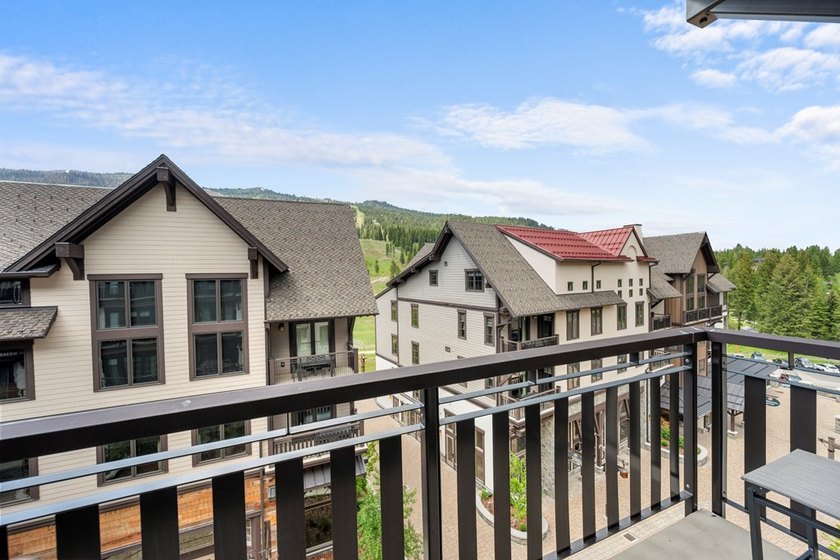 Experience the perfect blend of mountain adventure and refined - photo 22