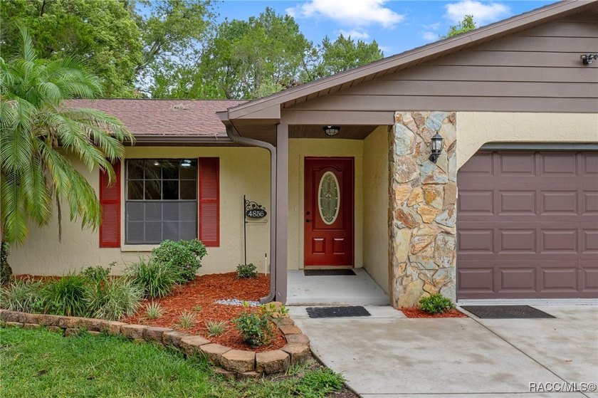 Fabulous Updated 3/2 in Sought-After Riverhaven Village. This - photo 4