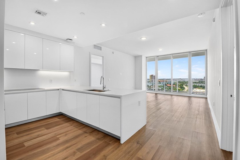 220 Lake Shore Dr 1511 - photo 3