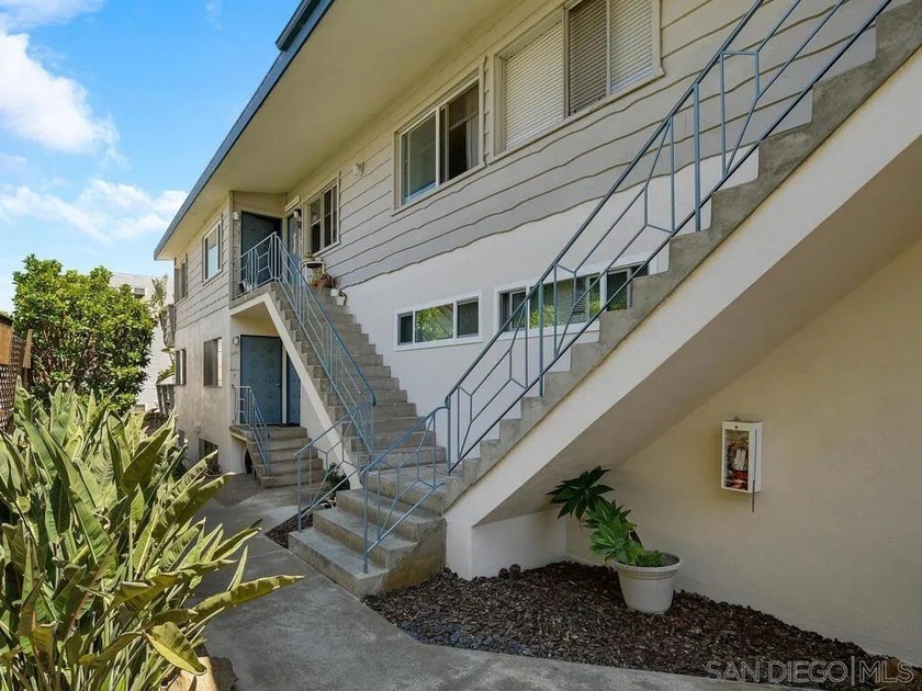 Special and Rare opportunity to own 8 unit apartment building in - photo 2