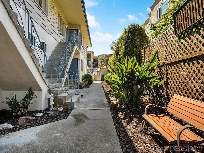 Special and Rare opportunity to own 8 unit apartment building in - photo 5