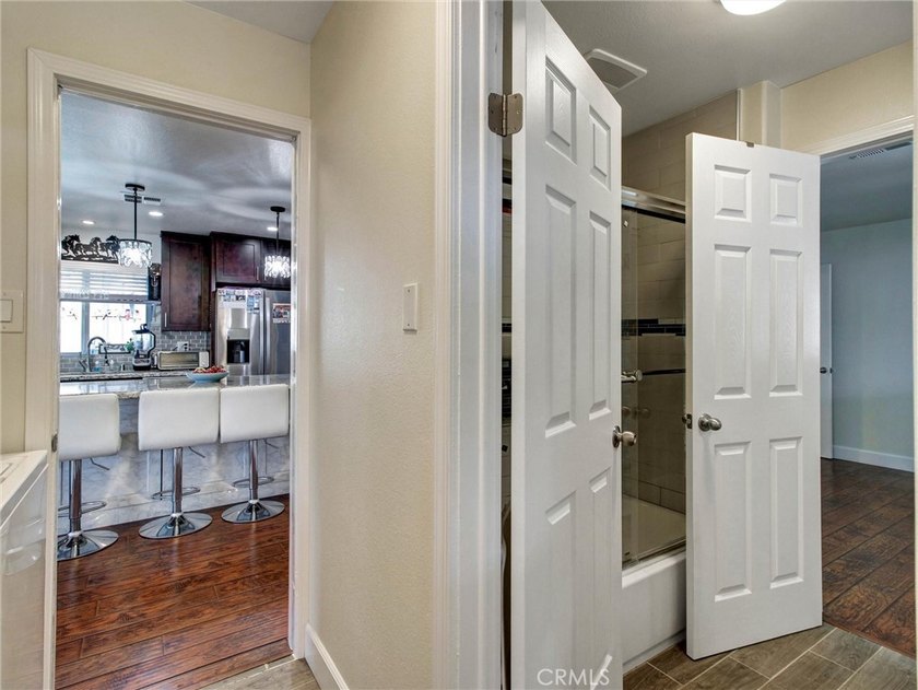 This Gorgeous and Spacious Mobile Home will make you feel On Top - photo 28