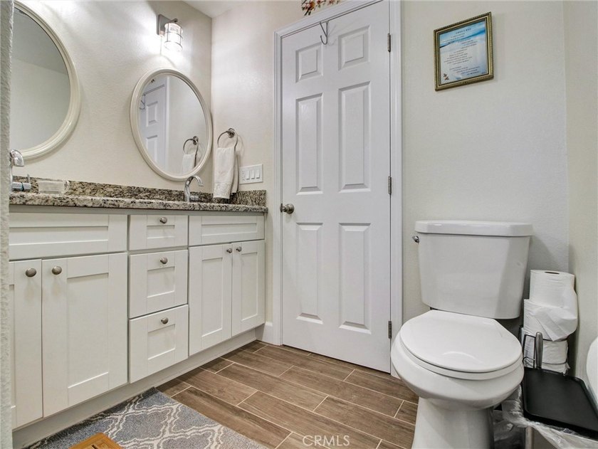 This Gorgeous and Spacious Mobile Home will make you feel On Top - photo 33