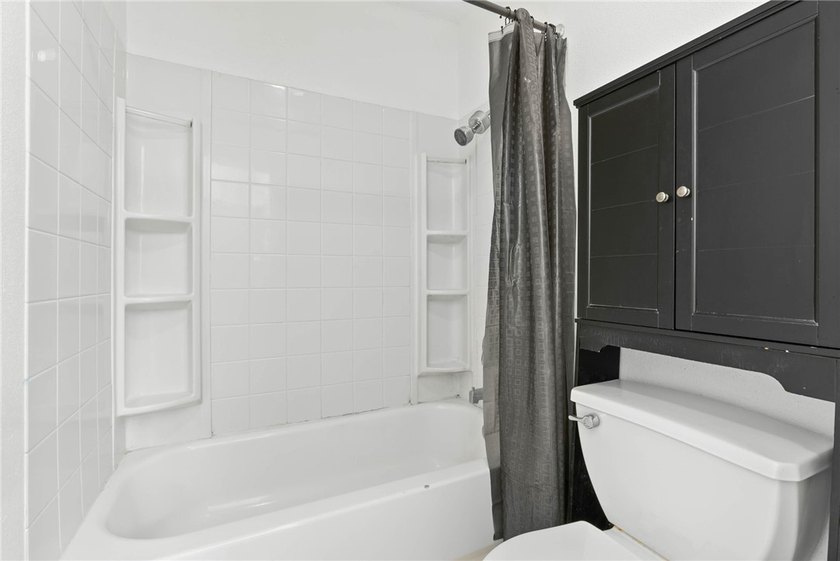 The Gardens on Everhart offer a cute, unique community of condos - photo 11