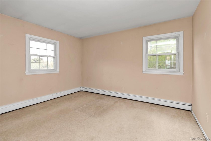 Welcome Home To 21 Beech Place. Colonial Residence On A Quiet - photo 17