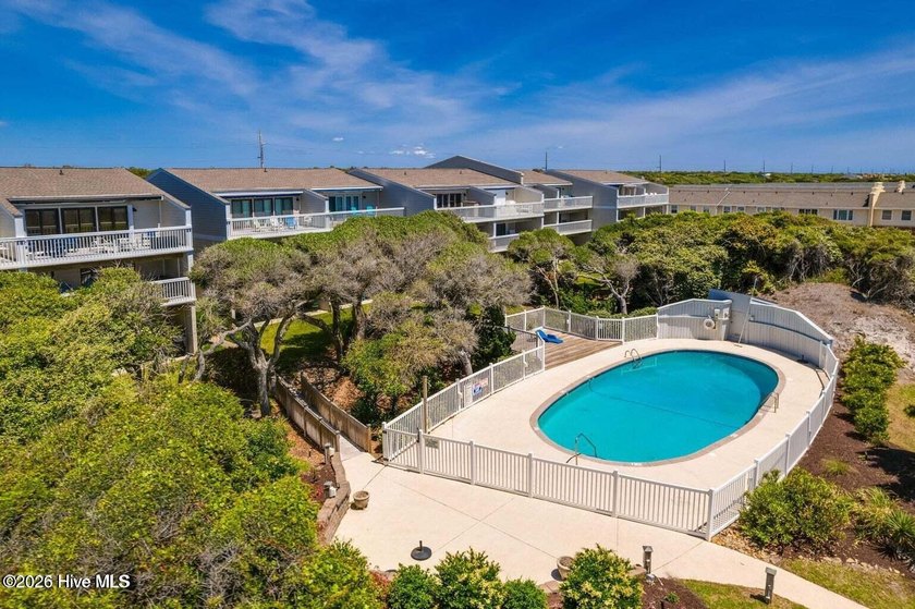 Amazing ocean views and effortless coastal living await in this - photo 37