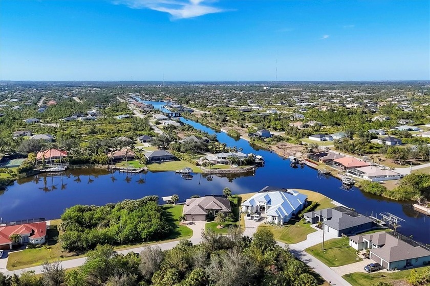 YOUR CHANCE TO MOVE INTO A LUKE BROTHERS CUSTOM - photo 3