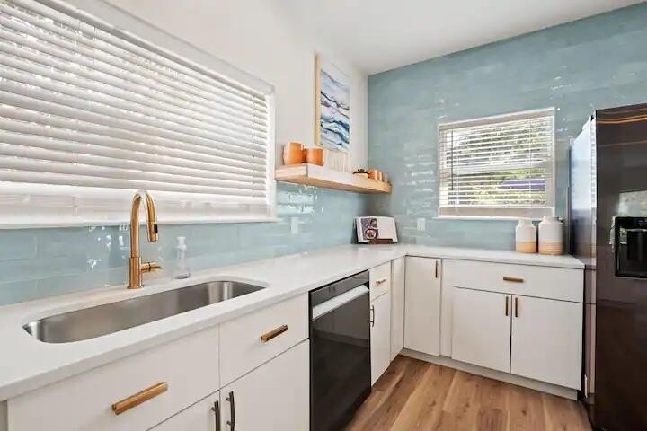 THIS PROPERTY EARNED $112,000 IN 2025 WITH A MONTH OF OWNER - photo 12