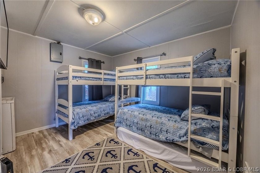 Adorable and fully renovated lake home on the 77-mile marker of - photo 14
