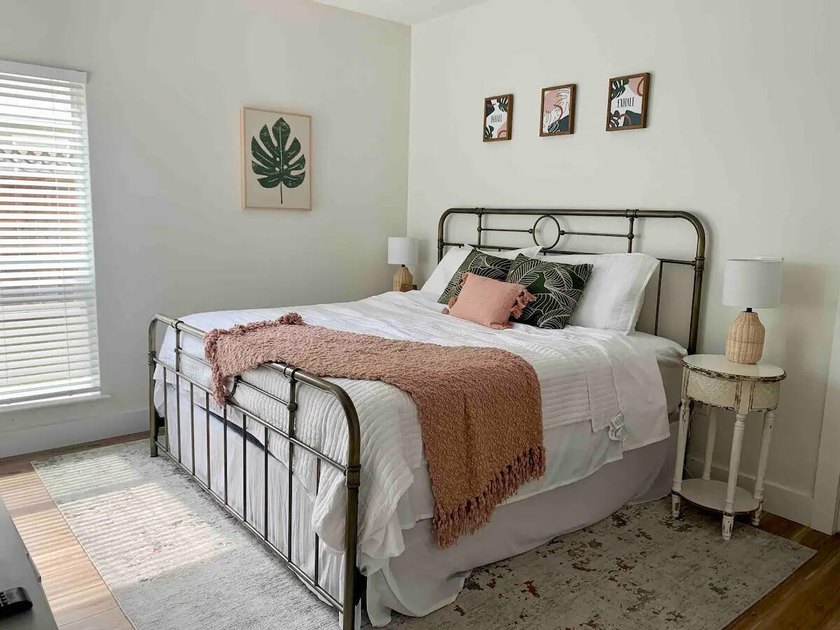 THIS PROPERTY EARNED $112,000 IN 2025 WITH A MONTH OF OWNER - photo 28