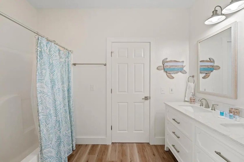 THIS PROPERTY EARNED $112,000 IN 2025 WITH A MONTH OF OWNER - photo 32