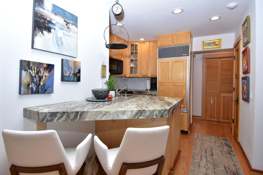 Elegant custom home with a detached guest house in Starweather - photo 44