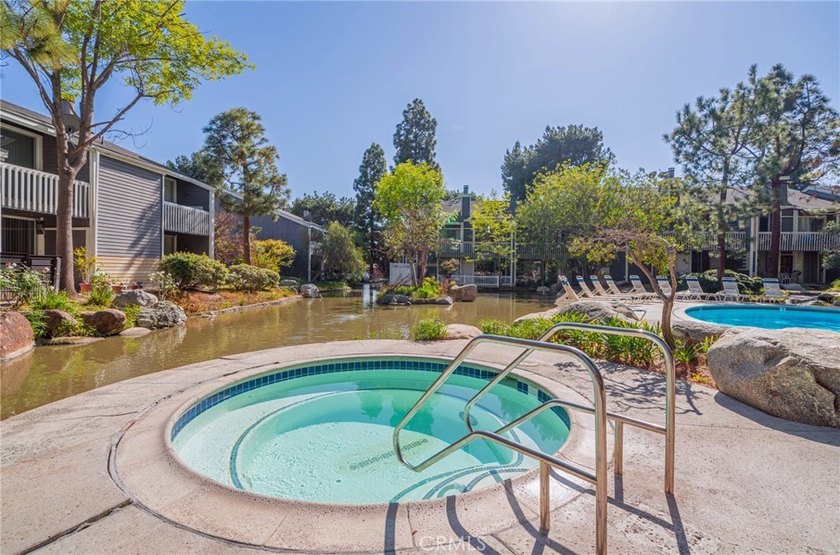 Well maintained Pine creek complex in a gated community - photo 50