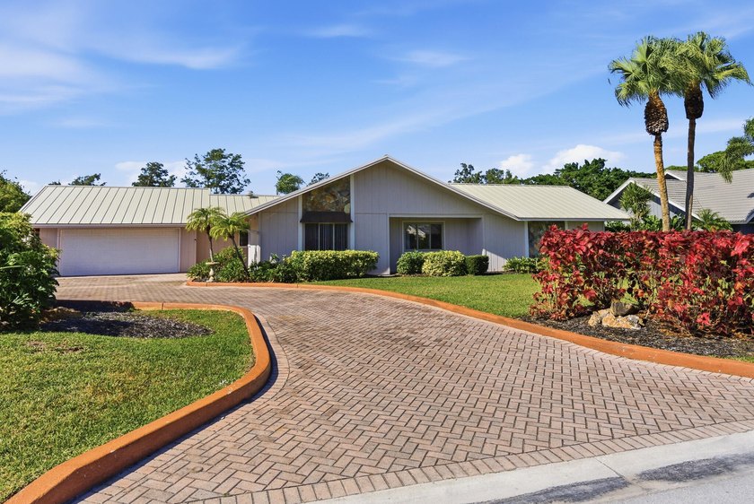 Enjoy serene golf-course views from this property, ideally - photo 2