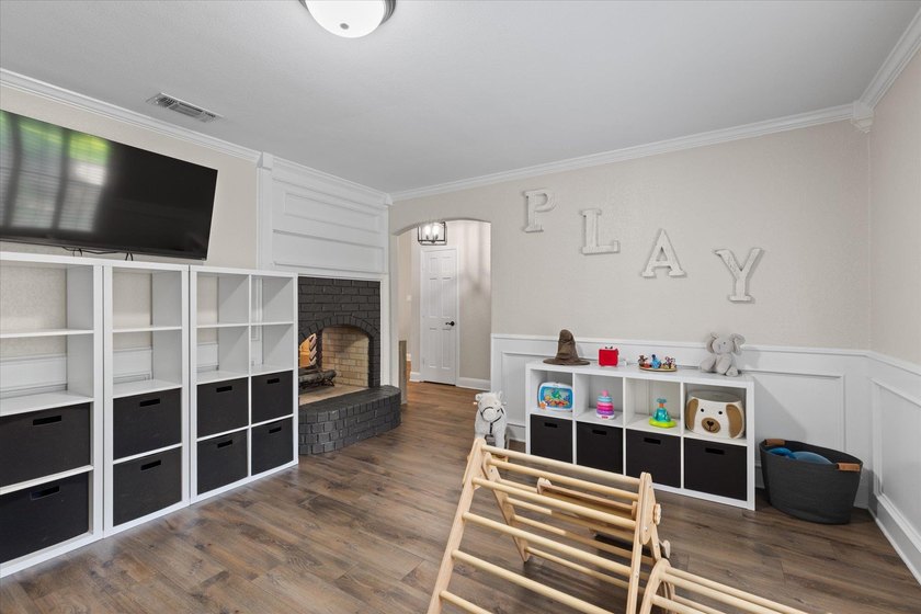 Located in one of Longview's most established and sought-after - photo 15
