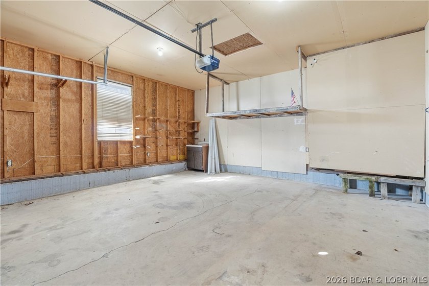 BRAND NEW ROOF!! Situated on 3/4 of an acre in a private setting - photo 22
