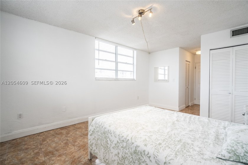 Spacious corner residence in the heart of North Beach! Located - photo 22
