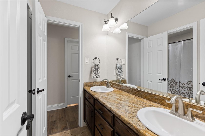 Located in one of Longview's most established and sought-after - photo 24