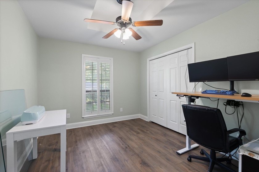 Located in one of Longview's most established and sought-after - photo 29