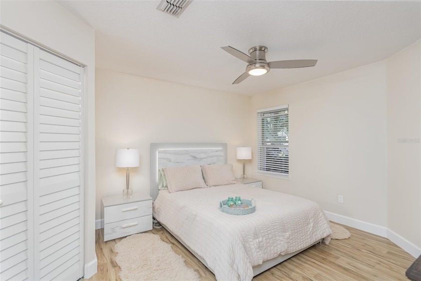 Welcome to this inviting and well-cared-for first-floor condo - photo 8