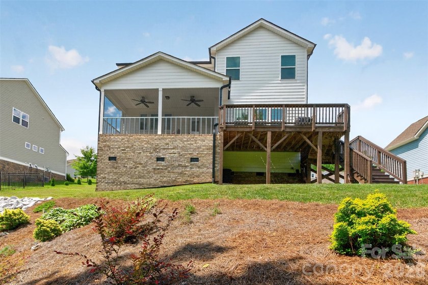 Perfectly positioned with breathtaking lake views and - photo 28