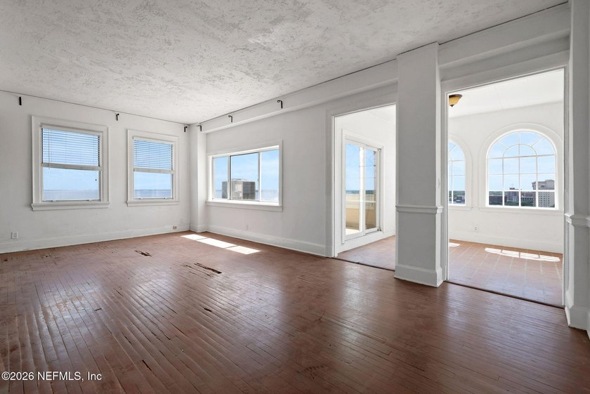Historic Blank Slate with Panoramic River Views at Park Lane - photo 7