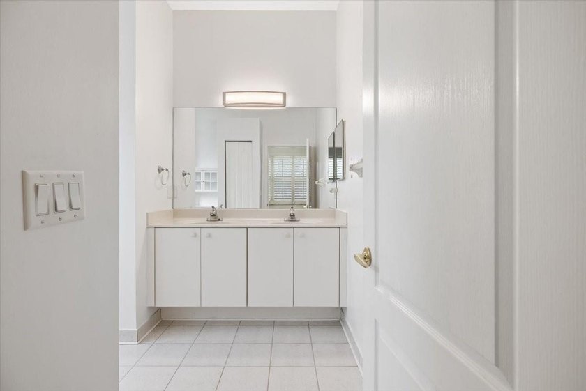Welcome to effortless Florida living in the gated community of - photo 6