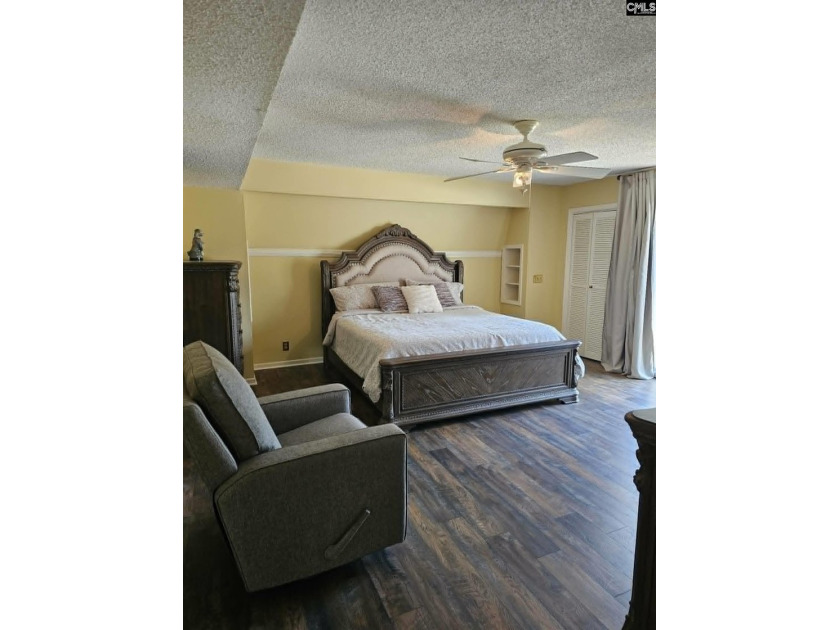 BIG PRICE REDUCTION on this rare opportunity to own a unique - photo 37