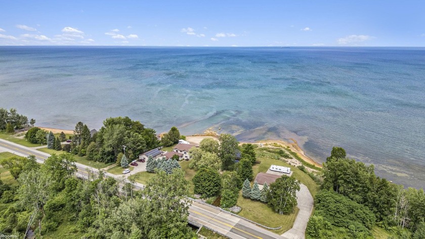 4145 S Lakeshore, Harbor Beach, MI 48441, 5082368