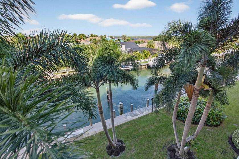 Waterfront living at its finest - spacious 1-bedroom, 1-bath - photo 2