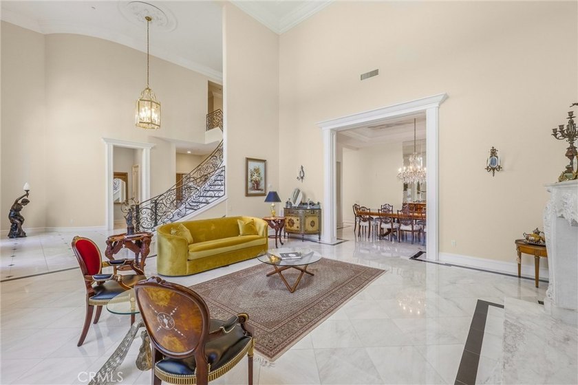 Introducing a truly unique, exceptional, and impressive estate - photo 11