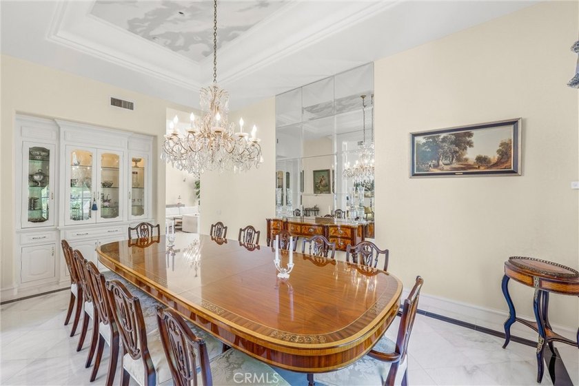 Introducing a truly unique, exceptional, and impressive estate - photo 14
