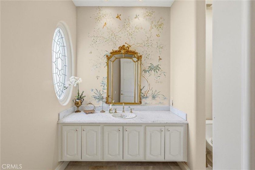 Introducing a truly unique, exceptional, and impressive estate - photo 16