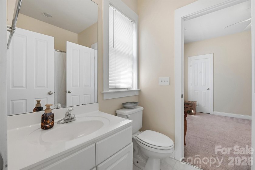 Prime Birkdale Village Location - 3BR/2BA Move-In Ready! Welcome - photo 24