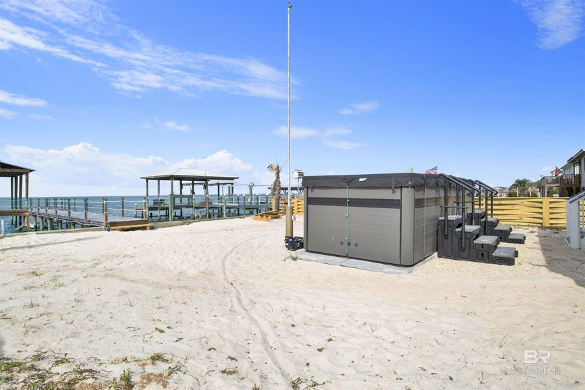 Beautifully upgraded bayfront home on a private road with no - photo 39