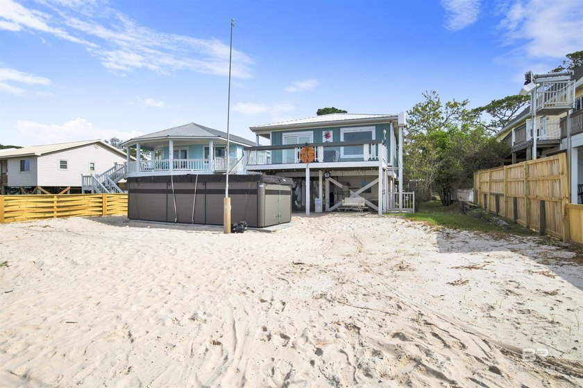 Beautifully upgraded bayfront home on a private road with no - photo 40