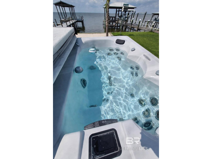 Beautifully upgraded bayfront home on a private road with no - photo 47
