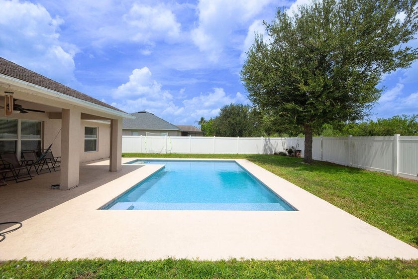 Welcome to your private oasis in the heart of Fort Pierce! This - photo 30