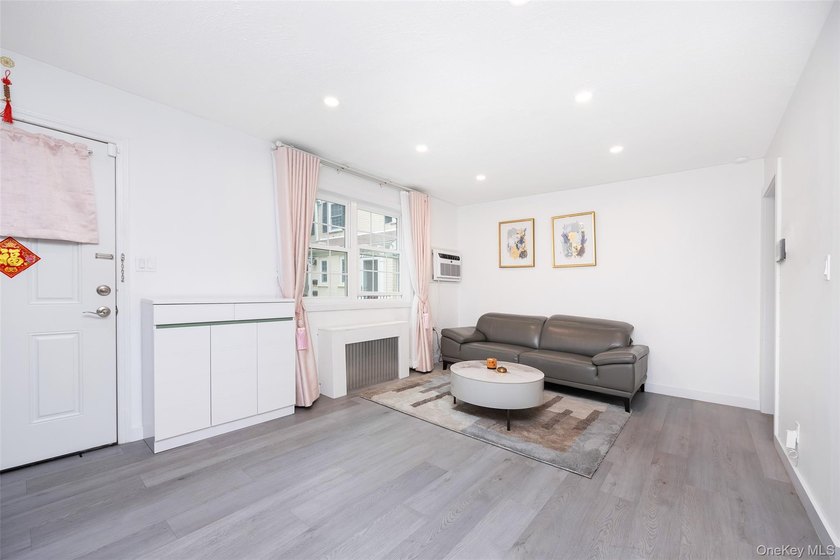 Newly Renovated!! Spacious 2-bedroom COOP located on the first - photo 3