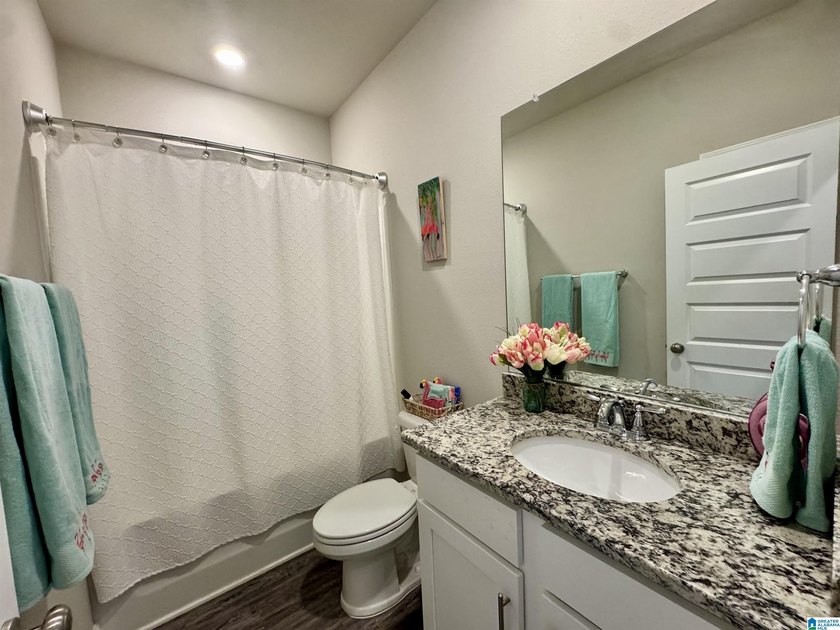 MOTIVATED SELLER. Say Hello to your new home in Turnberry - photo 15