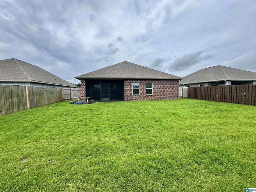 MOTIVATED SELLER. Say Hello to your new home in Turnberry - photo 24