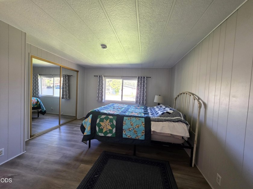 Welcome home to this beautifully maintained 3-bedroom - photo 26