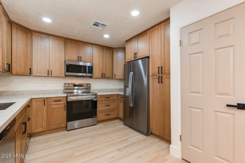 Beautifully remodeled condominium with stunning views of a - photo 9