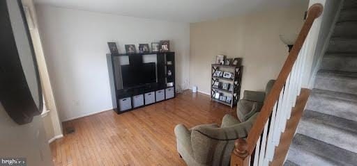 NOW PRICED BELOW MARKET FOR A QUICK SALERare Re-freshed 4/5 - photo 9