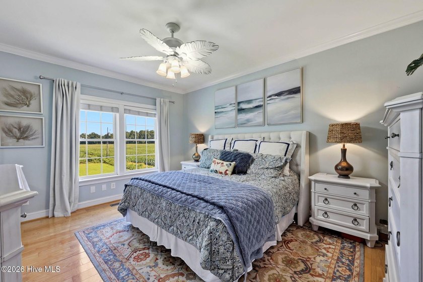 Spectacular Neuse River Waterfront Home with Elevator, Private - photo 27