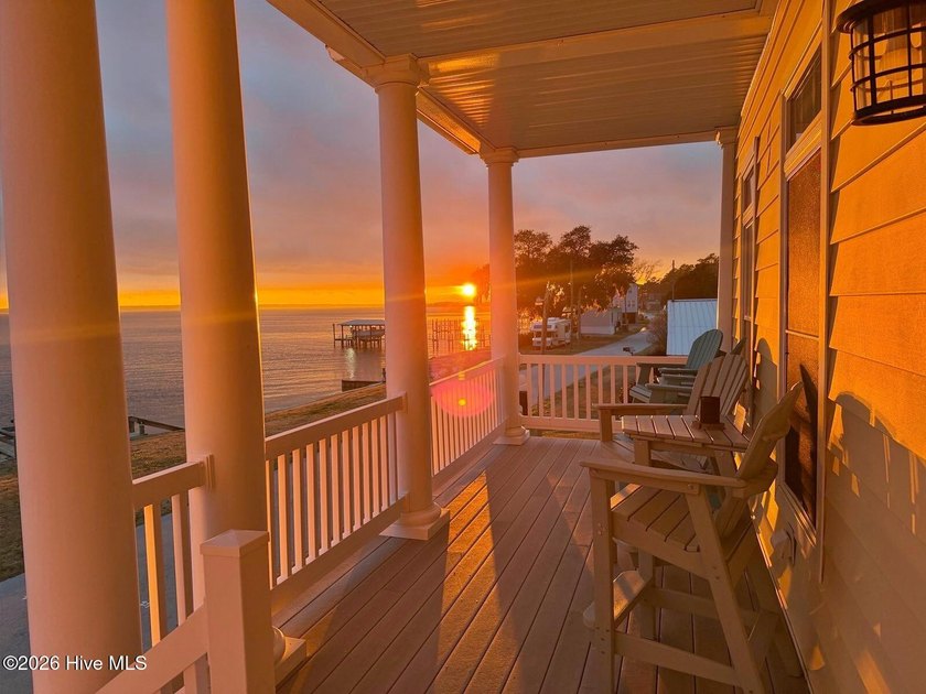 Spectacular Neuse River Waterfront Home with Elevator, Private - photo 39