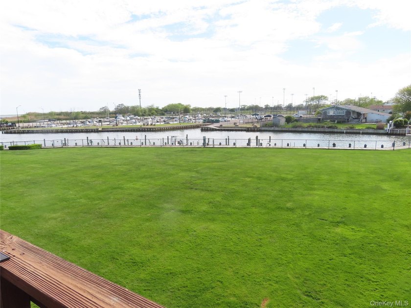 Perched in a prime upper-unit location with break taking views - photo 22